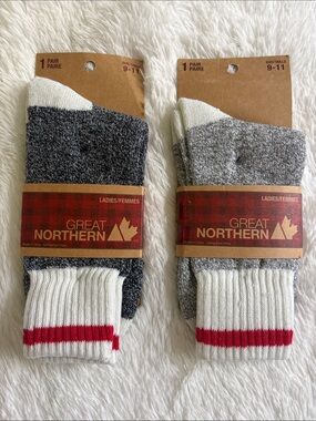 Set of 2 ladies NWT Great Northern Winter boot socks